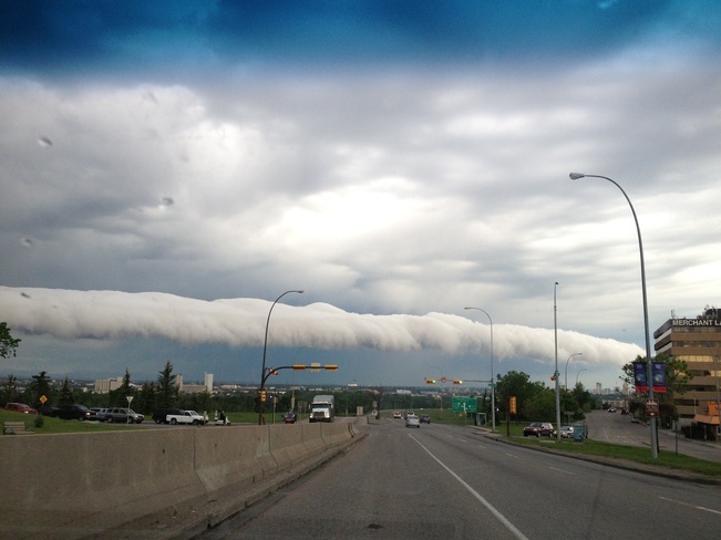 Crazy Cloud ! Calgary, Alberta Canada