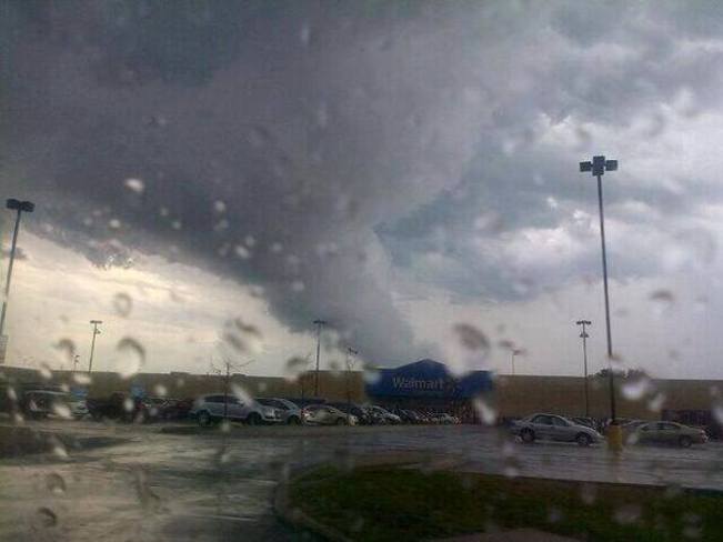 Tornado Brantford, Ontario Canada