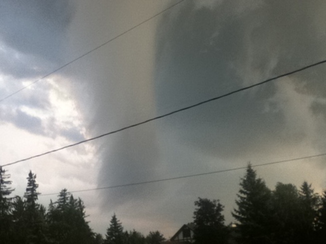 tornado funnel cloud Paris, Ontario Canada