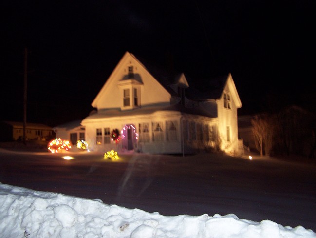 Good-bye to the Christmas Lights of 2013! Baddeck, Nova Scotia Canada