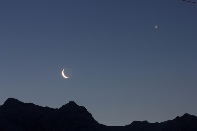 Moon & Venus Elkford, British Columbia Canada