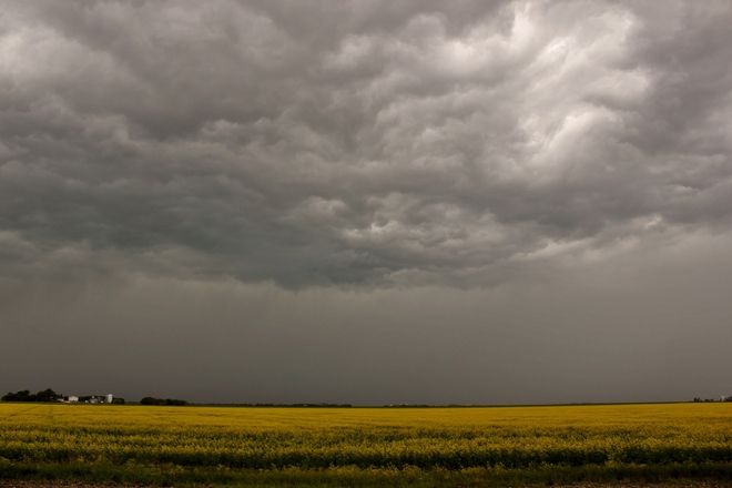 Storm Cloud layers Winnipeg, MB