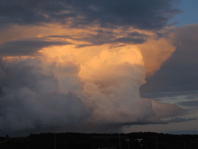 storm clouds Mactaquac, NB