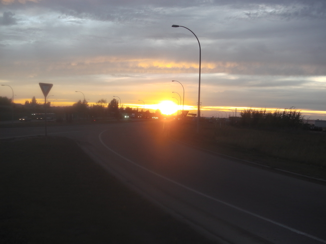 Very beautiful Colour Sunset Sky Sepetember 29th 2014 Edmonton, AB