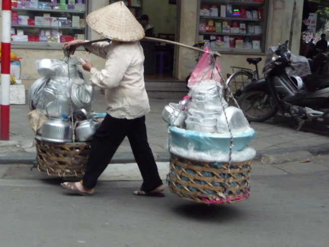 to make a living Hanoi Vietnam
