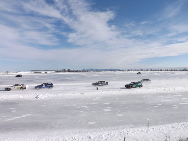 ice racing Thunder Bay, ON