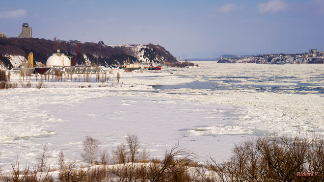 Vue du fleuve Saint-Laurent et de QuÃ©bec en hiver Sillery, Québec, QC