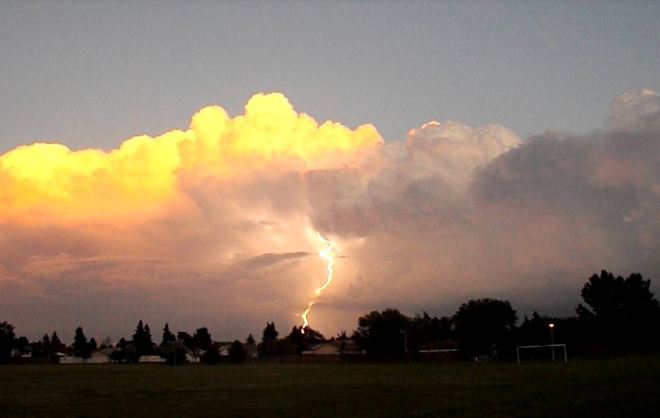 Evening lightning shot Edmonton, Alberta Canada
