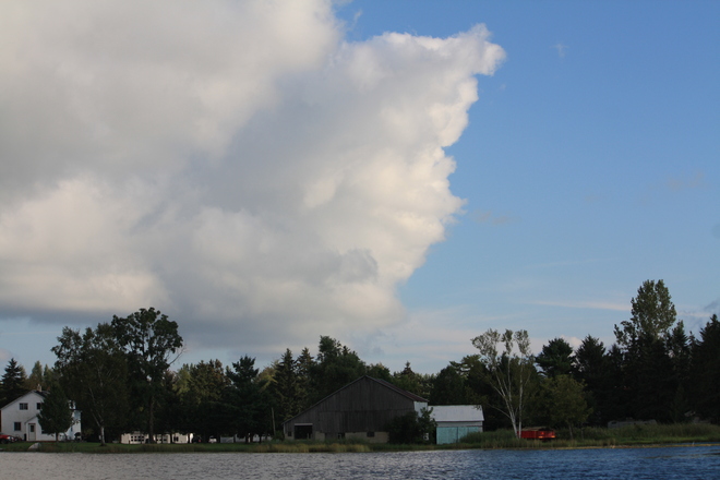 Huge cloud Clifford, Ontario Canada