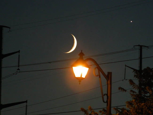 The Moon And Venus in Orleans Ottawa, Ontario Canada