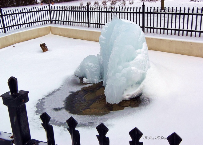 Fish Pond of Ice & Snow! Welland, Ontario Canada