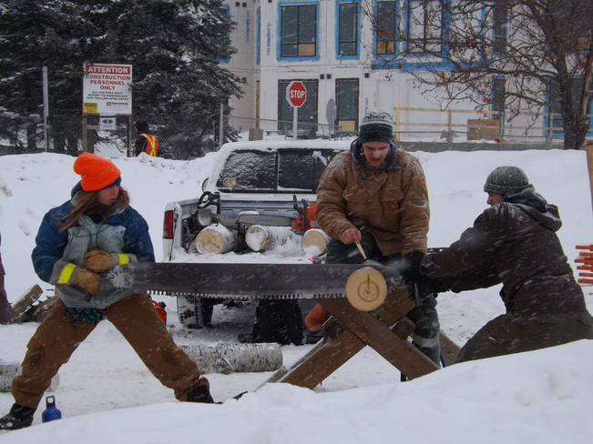 FAMILY DAY (LOG SAWING THE OLD FASHIONED WAY) Thunder Bay, Ontario Canada