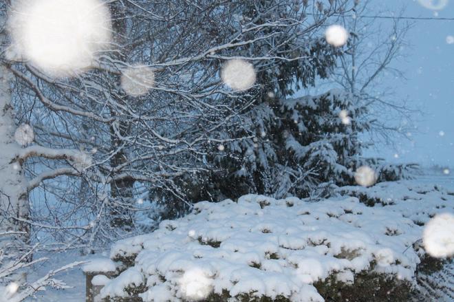 Big Snowflakes Aylmer, Ontario Canada