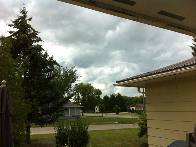 Storm approaches Deloraine, MB