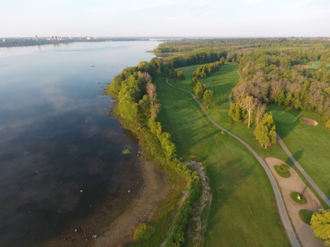 Club de Golf Chateau Cartier vue de l'Oeil du drone Gatineau, QC