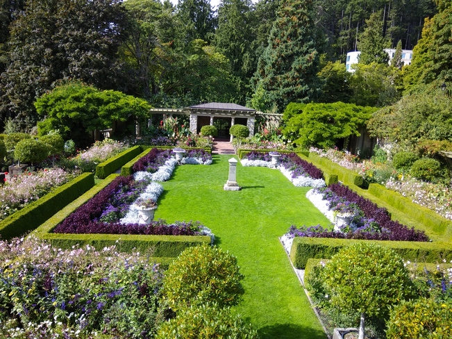 Beautiful garden Victoria, BC