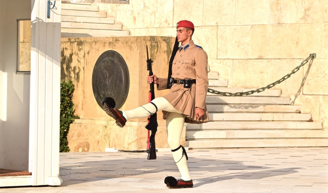 CHANGING OF THE GUARDS ATHENS GREECE