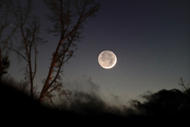Waxing Crescent Moon at 3.8% Calgary, AB