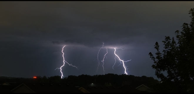 Very active Lightning Oshawa, ON