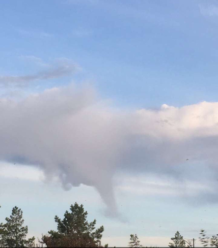 Weird cloud Saskatoon, Saskatchewan, CA