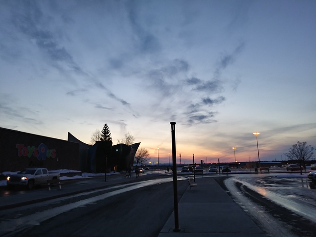 un super beau coucher de soleil aprÃ¨s une belle journÃ©e Sherbrooke, QC