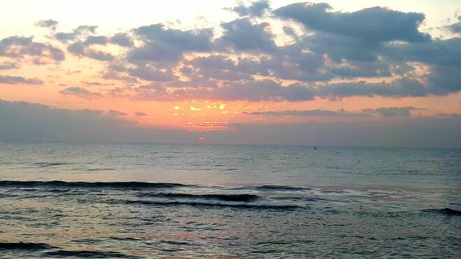 sunrise at Mahabalipuram Beach Mahabalipuram, Tamil Nadu, India