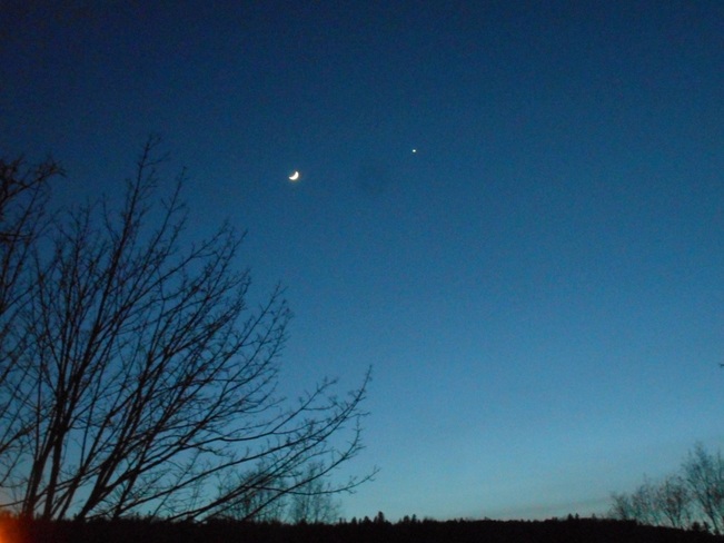 La Lune et Vénus La Malbaie, QC