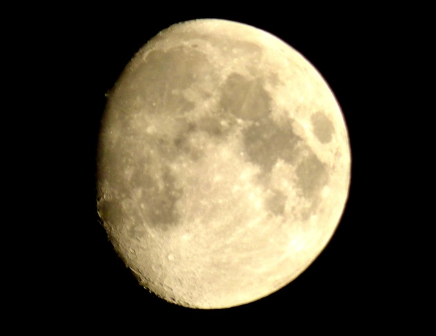 La lune Val-David, QC