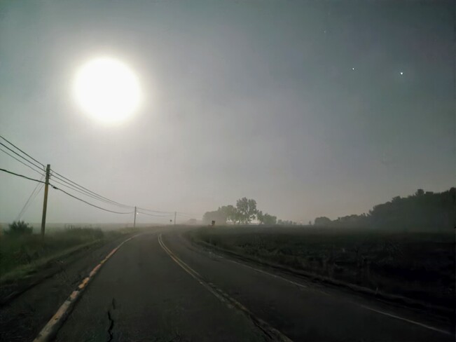 Lune et brouillard Brompton, QC