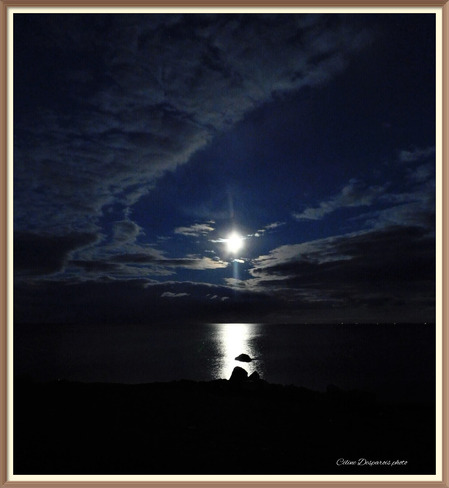 Pleine lune sur la mer Chemin Alcida, Alcida-et-Dauversière, NB
