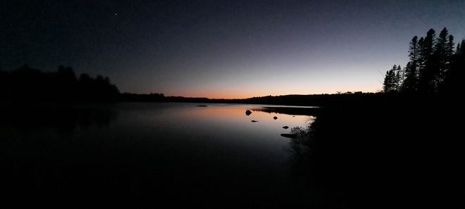 un lac de soir Fort-Coulonge, QC