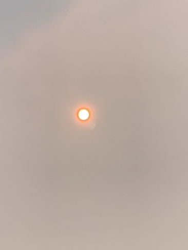 Soleil sous le smog Bowman, Québec, CA