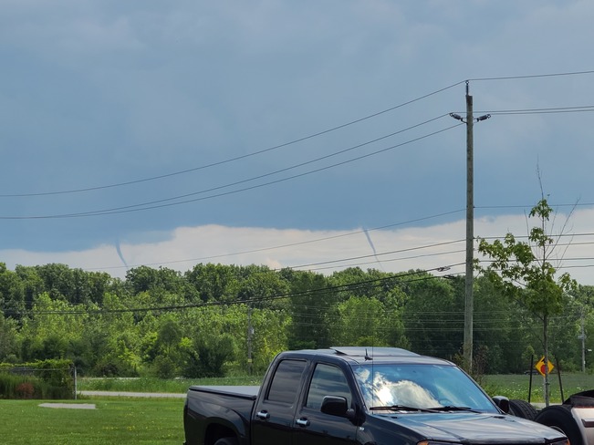 water spouts south east of patillo rd. Lakeshore, ON