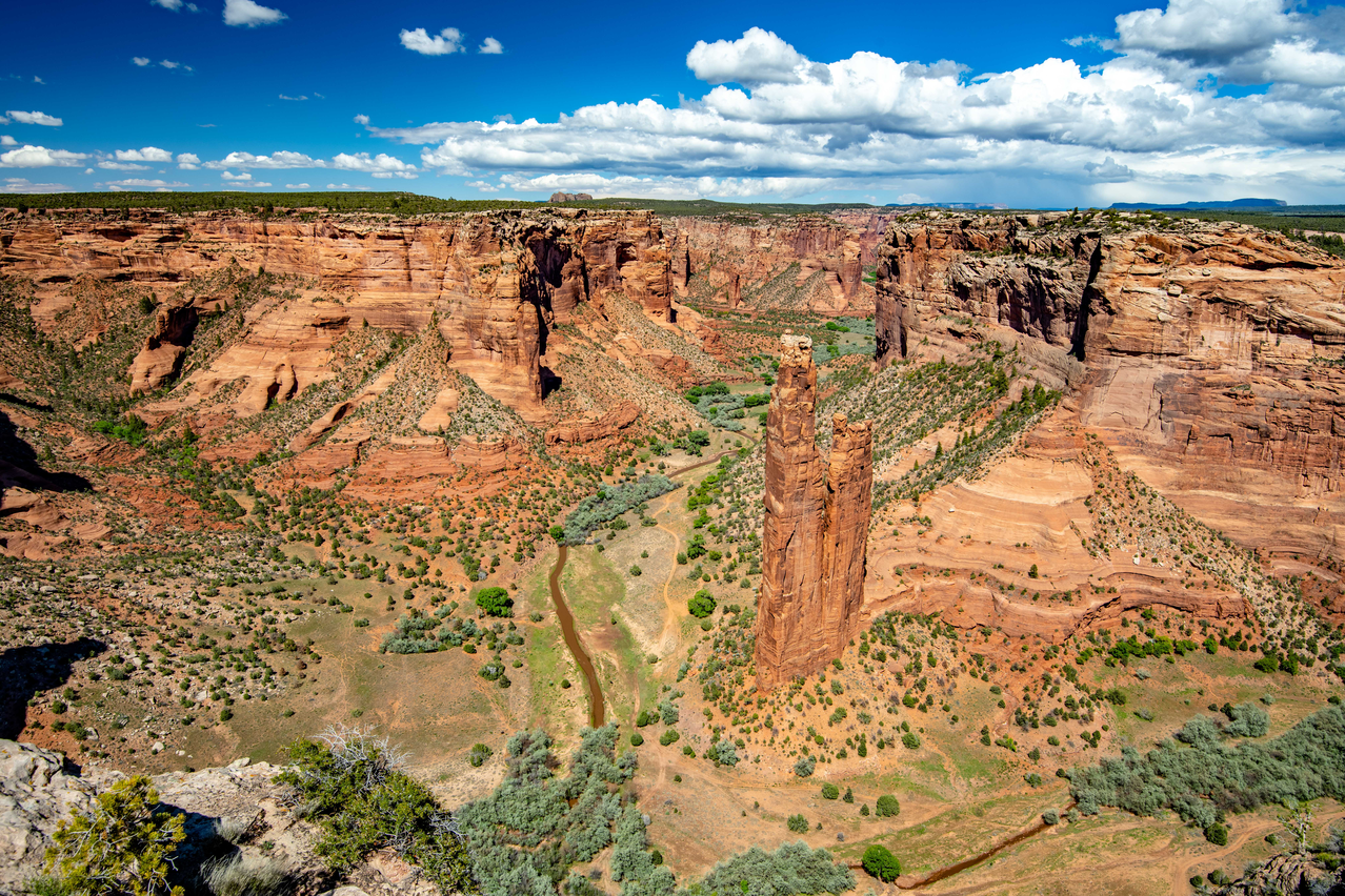 Canyon de Chelly National Monument - Spider Rock