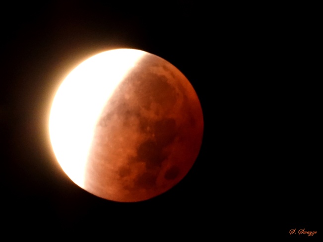 Partial lunar eclipse Hamilton, Ontario