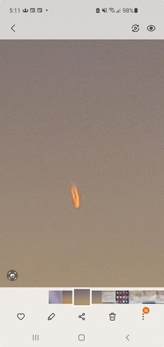 Not too sure but is this a comet? Cotieville, ON