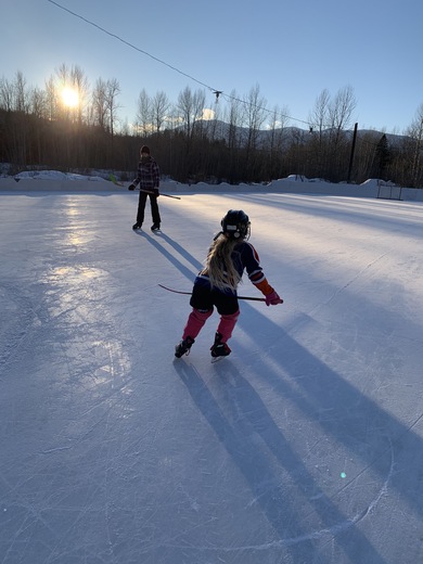 Pond Hockey: Chasing the Puck