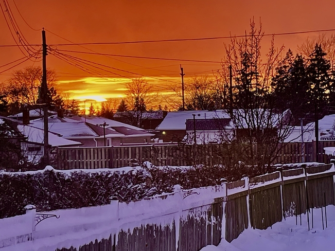 End to a snowy day! Thorold, Ontario | L2V 2N7