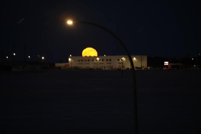 Wolf Moon Saskatchewan Kindersley, SK