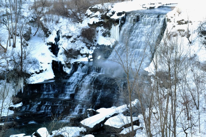 Albion Falls Flowing Nicely in Winter 885 Mountain Brow Blvd, Hamilton, ON L8W 1R6, Canada