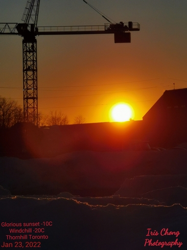 Jan 23 2022 5:04pm -10C Chilly Glorious Sunset with windchill -20C in Thornhill Thornhill, ON
