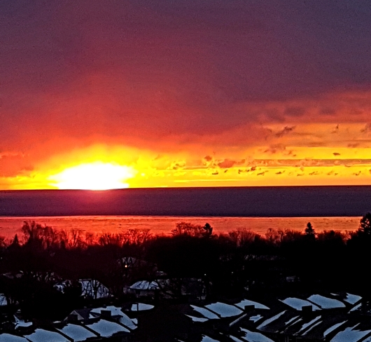 Lake Ontario Sunrise 01.24.22_1 Scarborough Village, ON