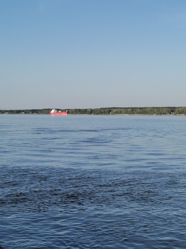 le bateau sur le fleuve Saint-Laurent! Saint-Jacques, QC