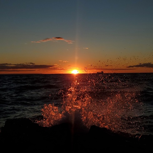 Sunset Splash Port Dalhousie, ON