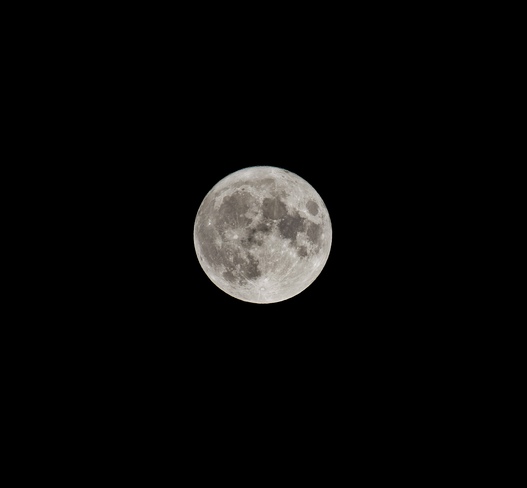 Full Moon Ottawa Orléans, ON K1C 6V9