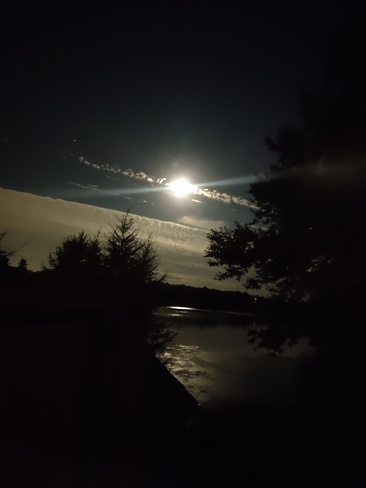 lune magique Sainte-Anne-des-Lacs, QC