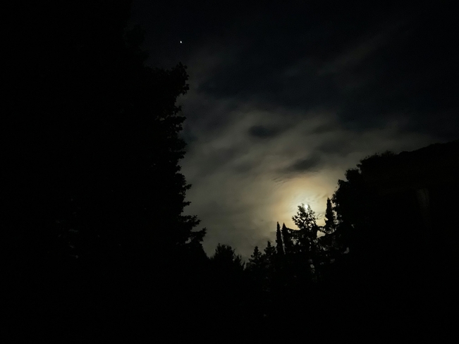The moon and Jupiter Waterloo, Ontario, CA