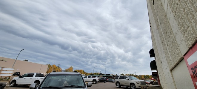 mammatus clouds Fort Nelson, BC