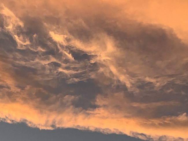les nuages étranges Betsiamites, Québec, CA