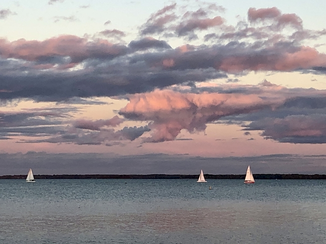Sailing at dusk!! Pointe-Claire, Quebec, CA